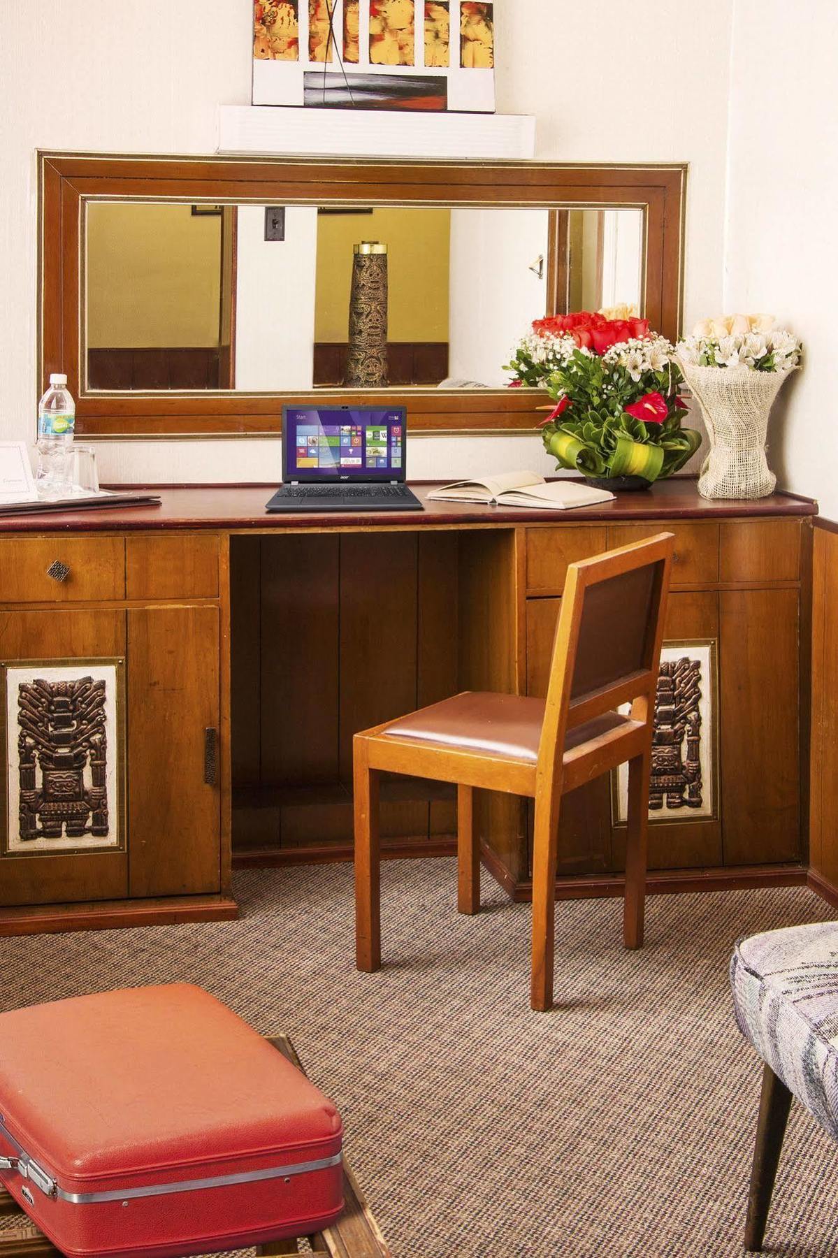 Hotel Inca Imperial Quito Buitenkant foto